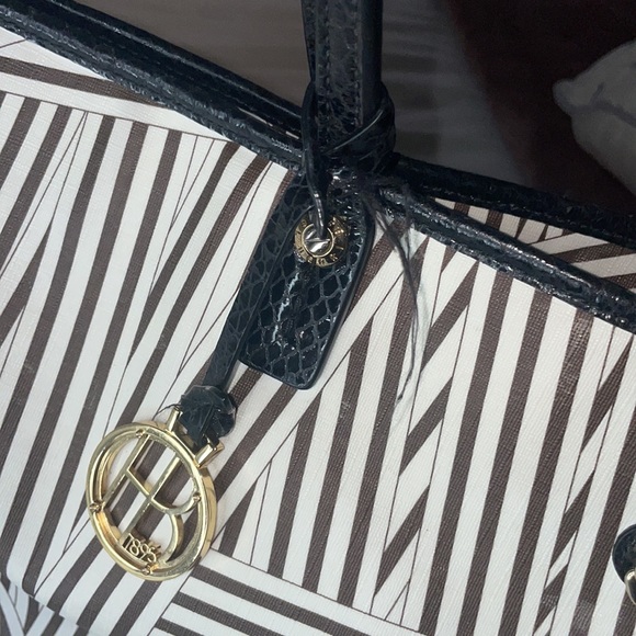 HENRI BENDEL disturbed stripe tote ๐ - Picture 15 of 16